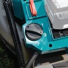Газонокосилка аккумуляторная — DLM462Z