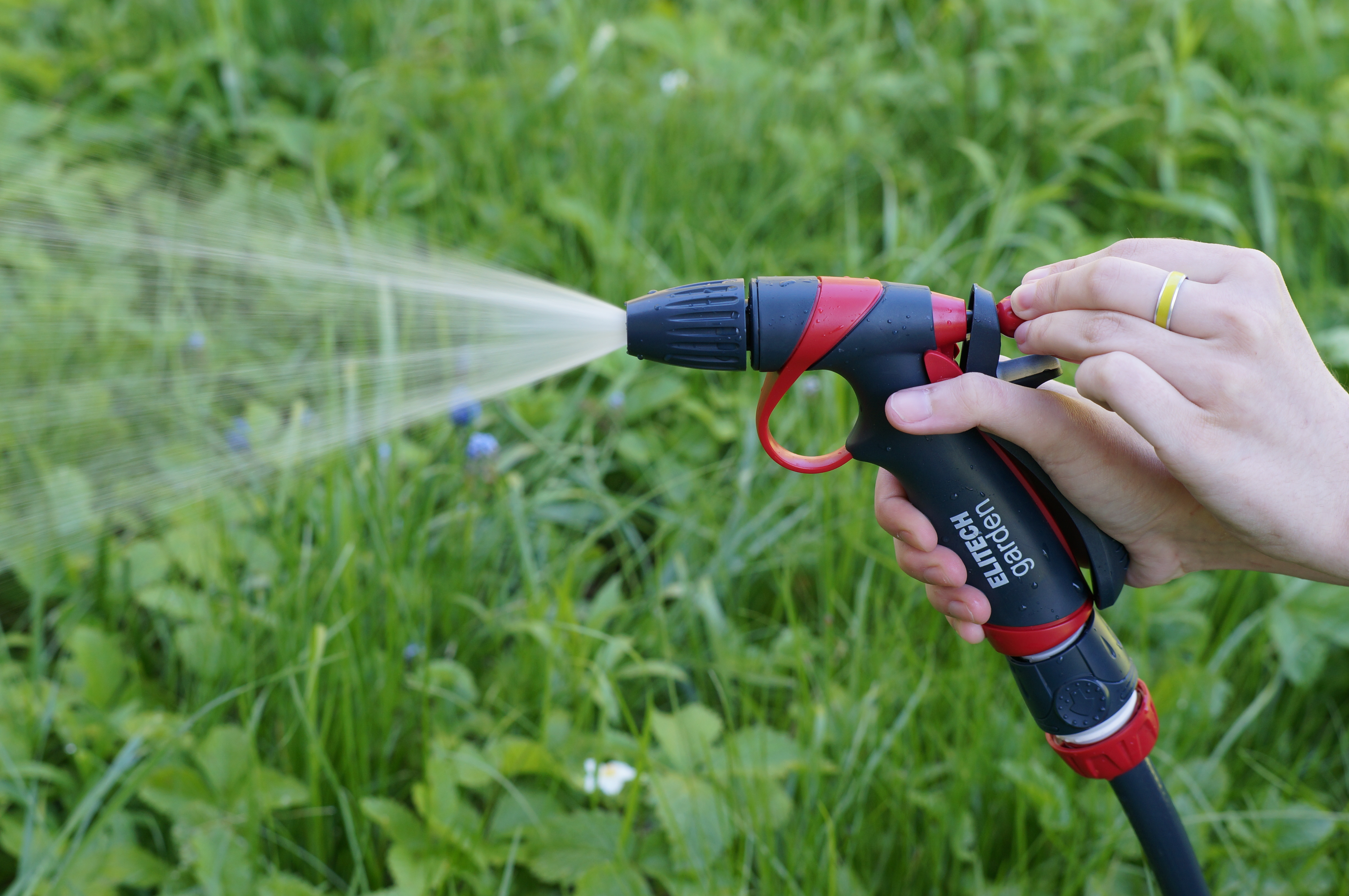 Пистолет-распылитель регулируемый