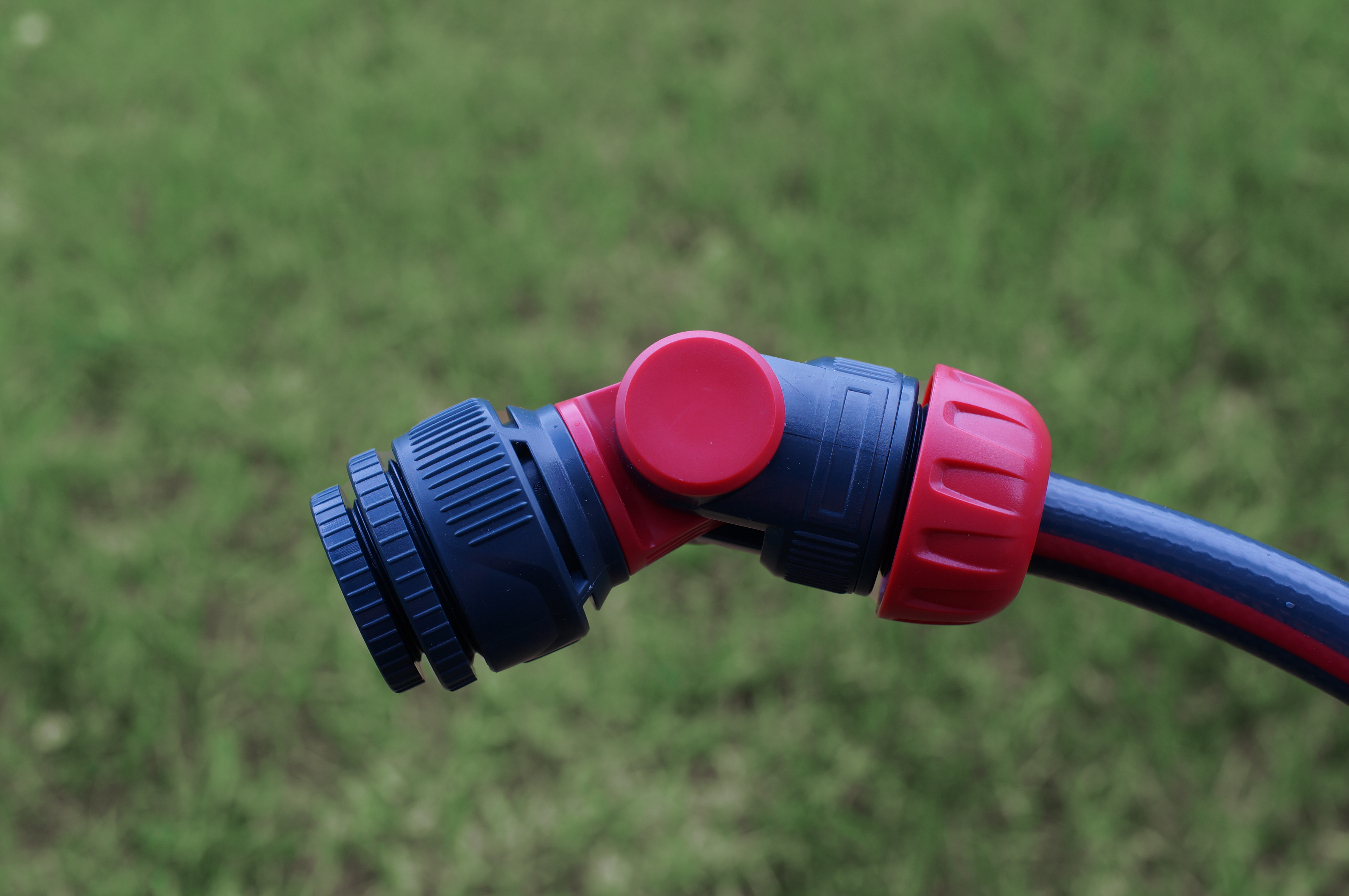 Коннектор угловой 1/2