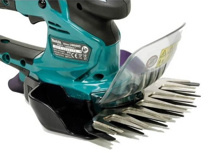 Аккумуляторные ножницы для травы Makita UM600DWAE