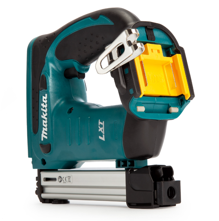 Аккумуляторный степлер Makita DST221Z