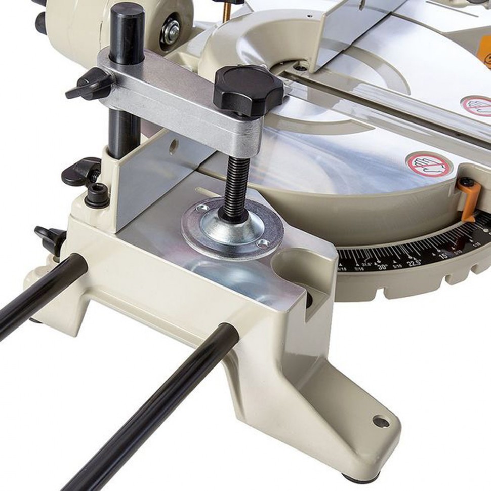 Торцовочная пила Makita LS0714