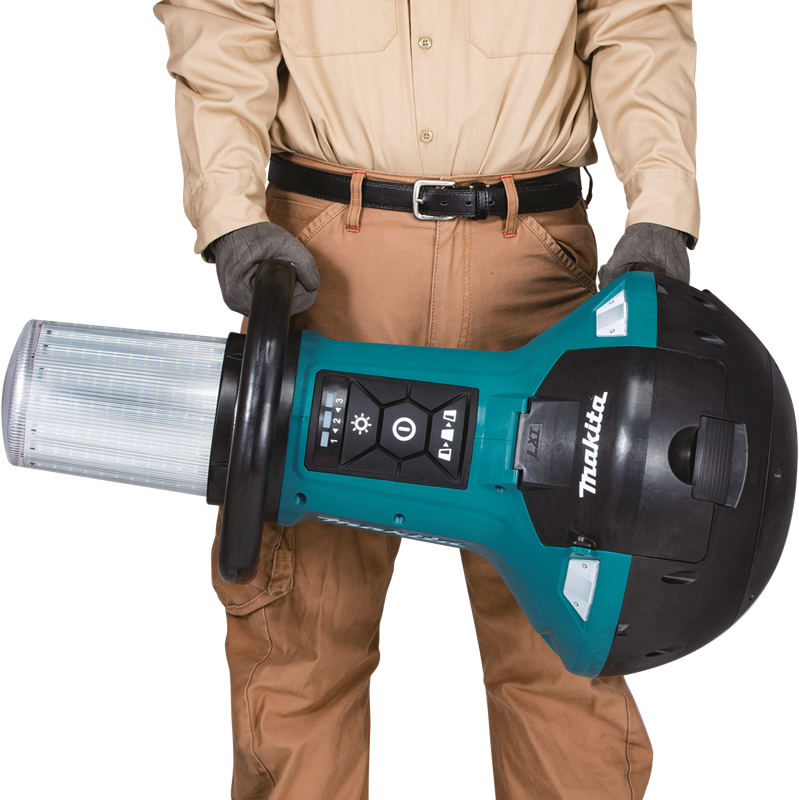 Аккумуляторный фонарь Makita DML810