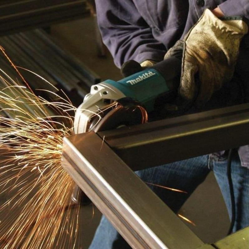 Углошлифовальная машина Makita 9565PZ