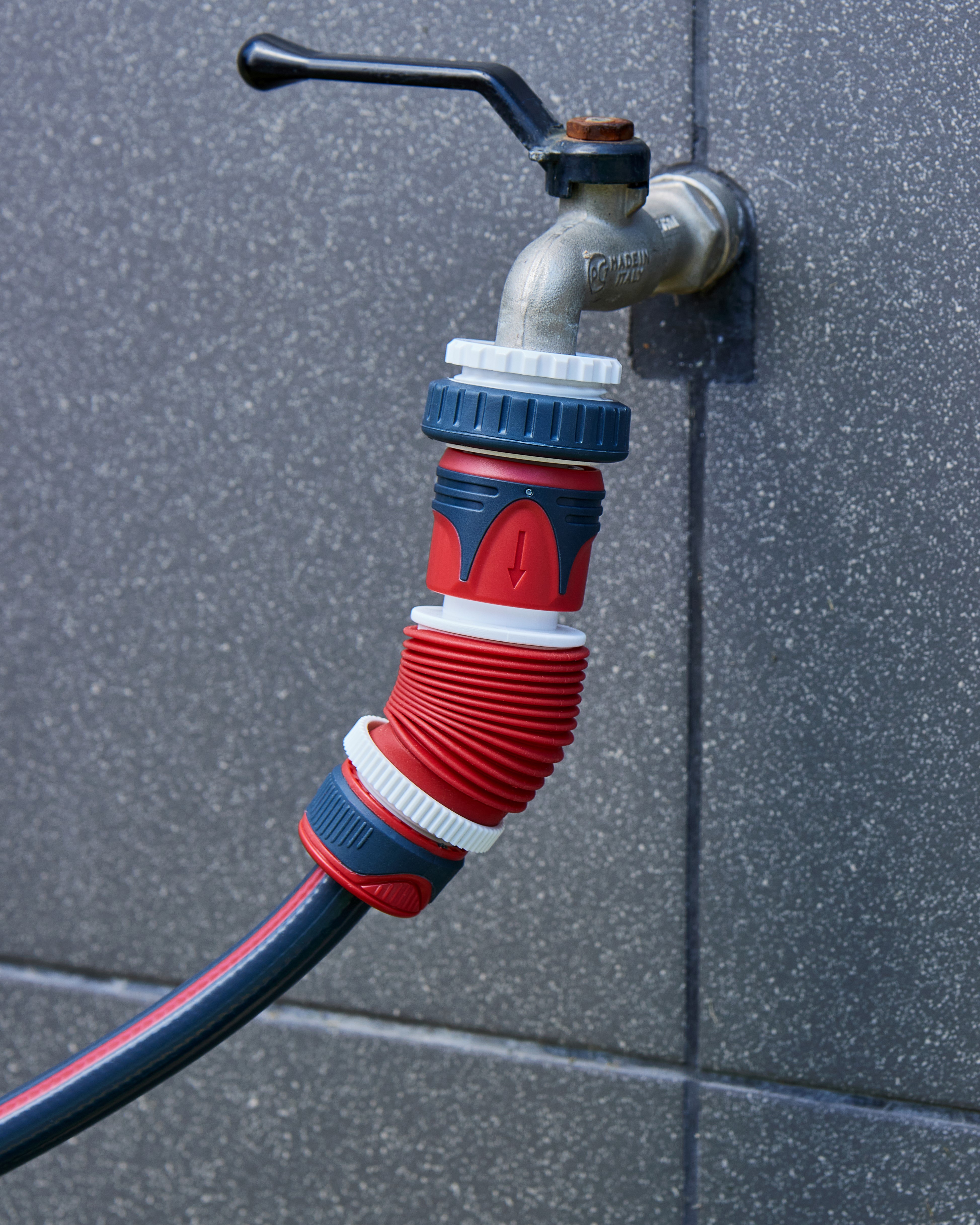 Коннектор гибкий 3/4 — 206052