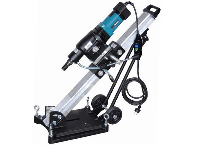 Дрель алмазного бурения Makita DBM230SET