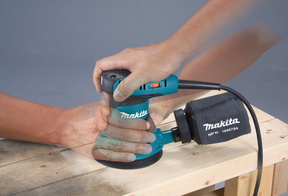 Эксцентриковая шлифмашина Makita BO5031