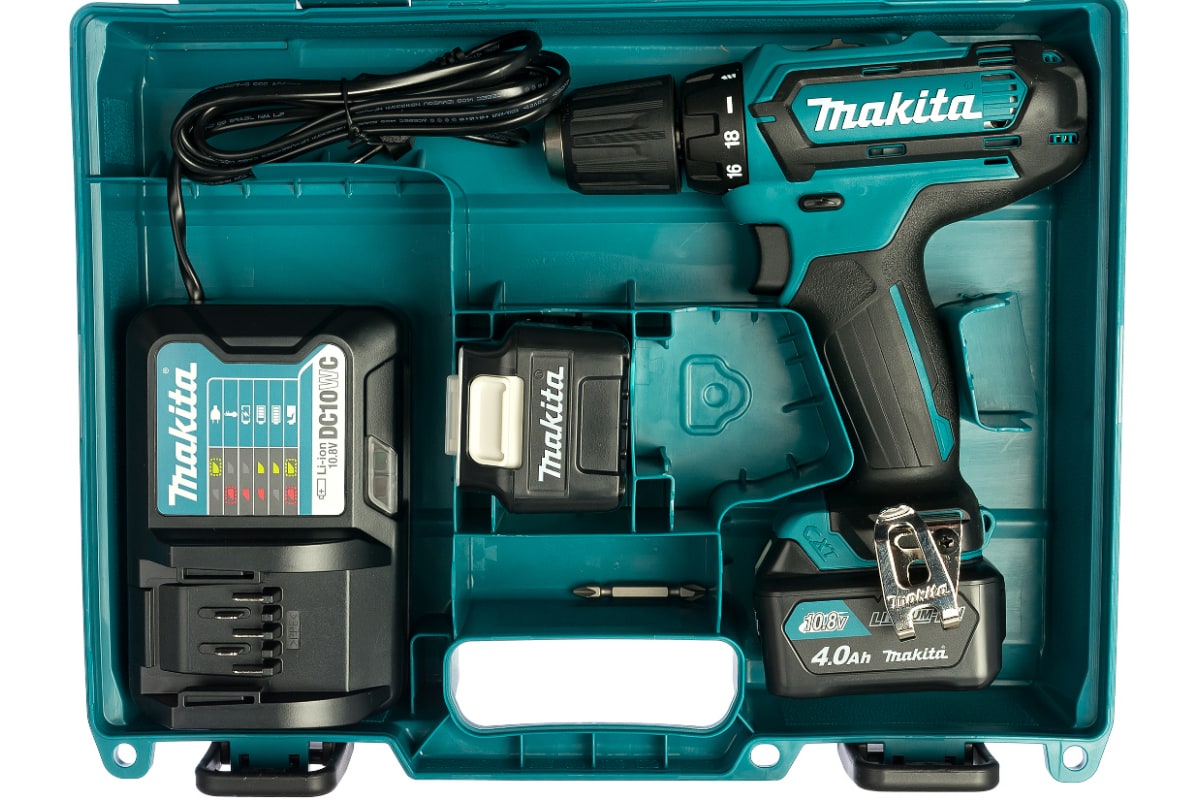 Аккумуляторная дрель-шуруповерт CXT 12 В Makita DF331DWME
