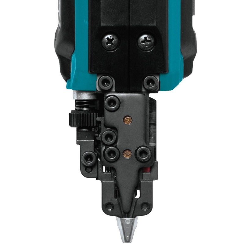 Аккумуляторный штифтозабиватель Makita DPT353Z