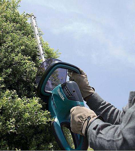 Электрический кусторез Makita UH7580