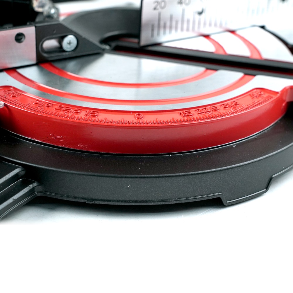 Пила торцовочная 210мм TEH TMS21015