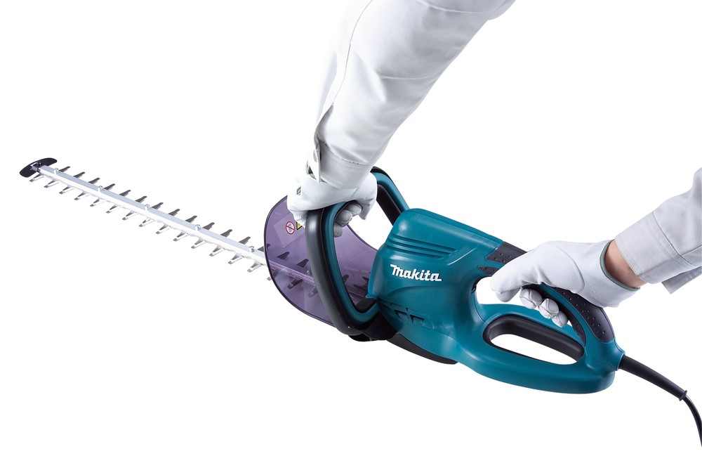 Электрический кусторез Makita UH4570