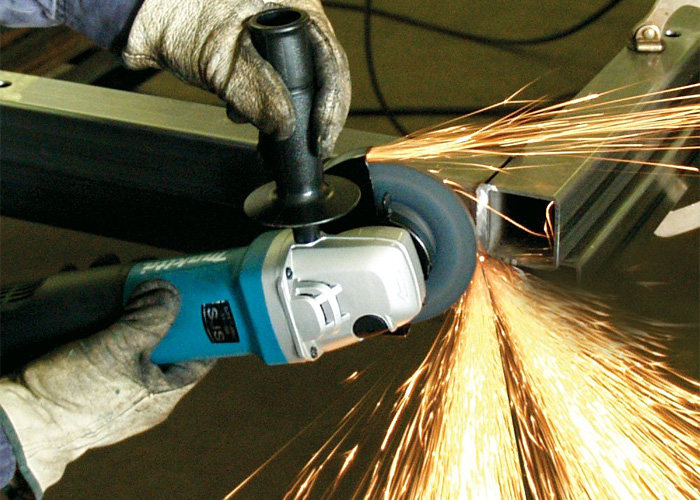 Углошлифовальная машина Makita 9566PC