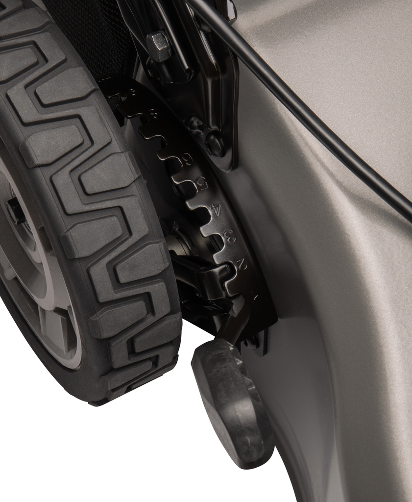 Газонокосилка Makita DLM532Z + BL1850B - 2 шт. + DC18RD — DLM532Z-PROMO