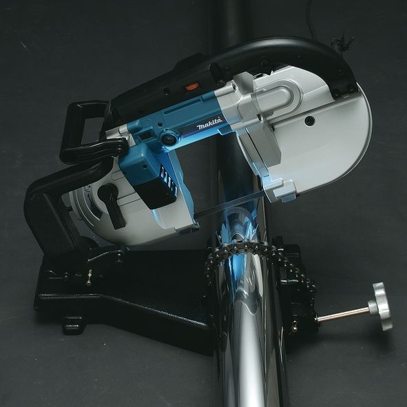 Ленточная пила Makita 2107FK