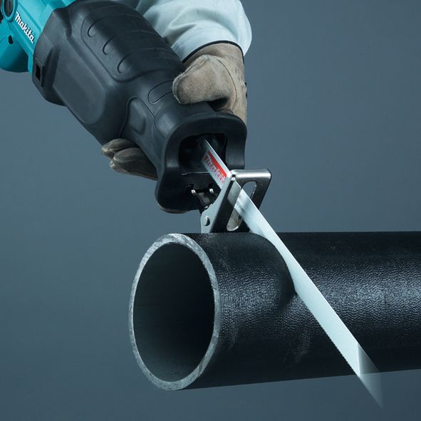 Сабельная пила Makita JR3060T