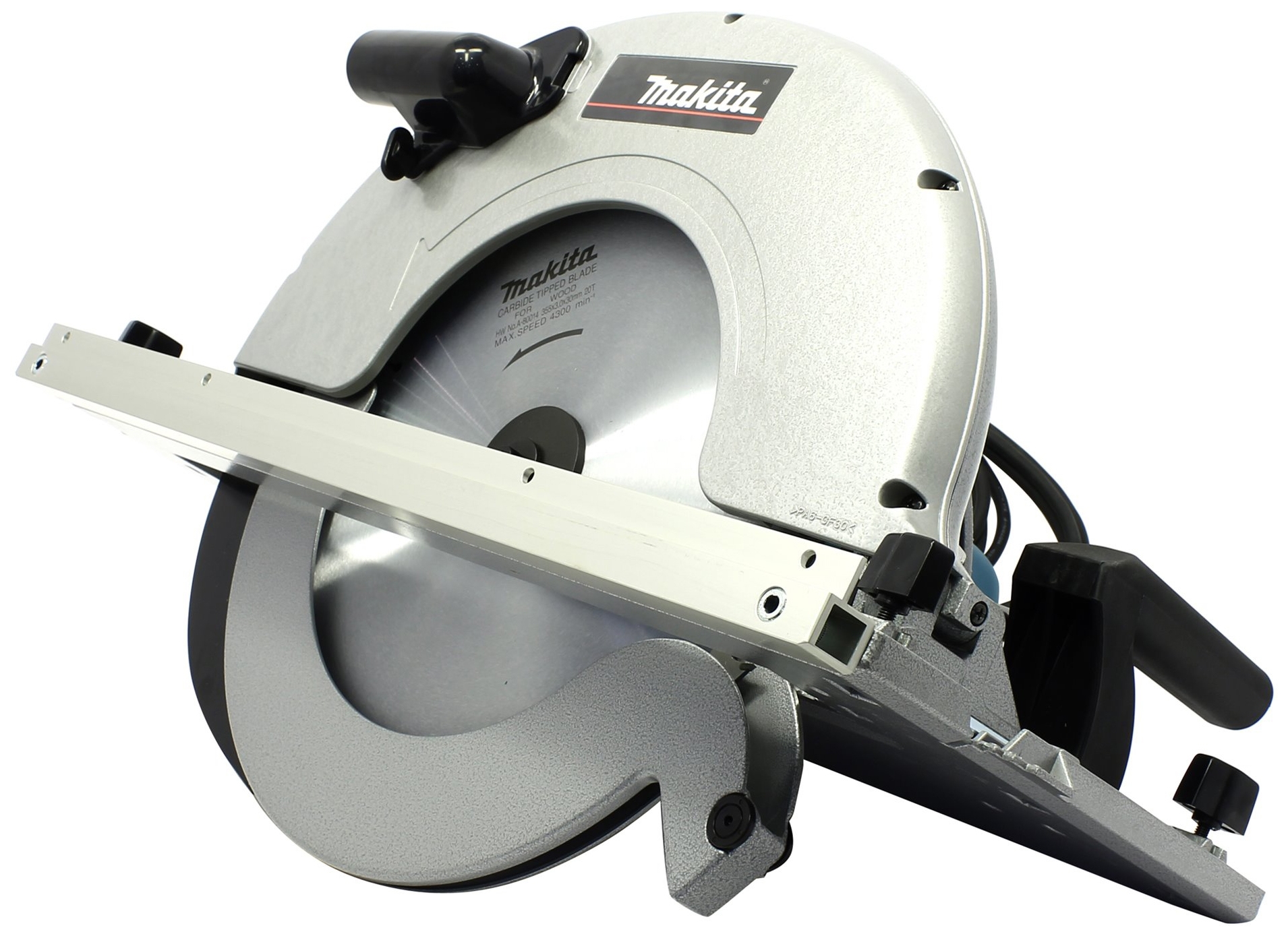 Дисковая пила Makita 5143R