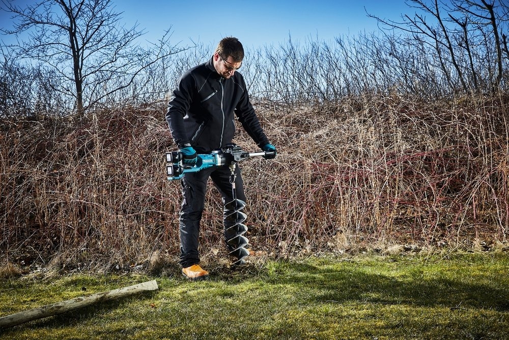 Аккумуляторный землебур Makita DDG460ZX7