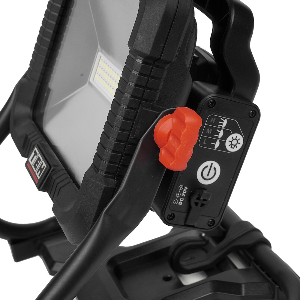 Фонарь-прожектор аккумуляторный 20V (без АКБ и ЗУ) TEH LL1850