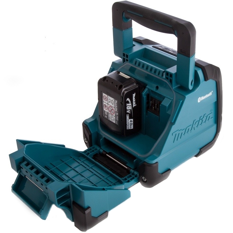 Аккумуляторный проигрыватель (bluetooth колонка) Makita DMR202