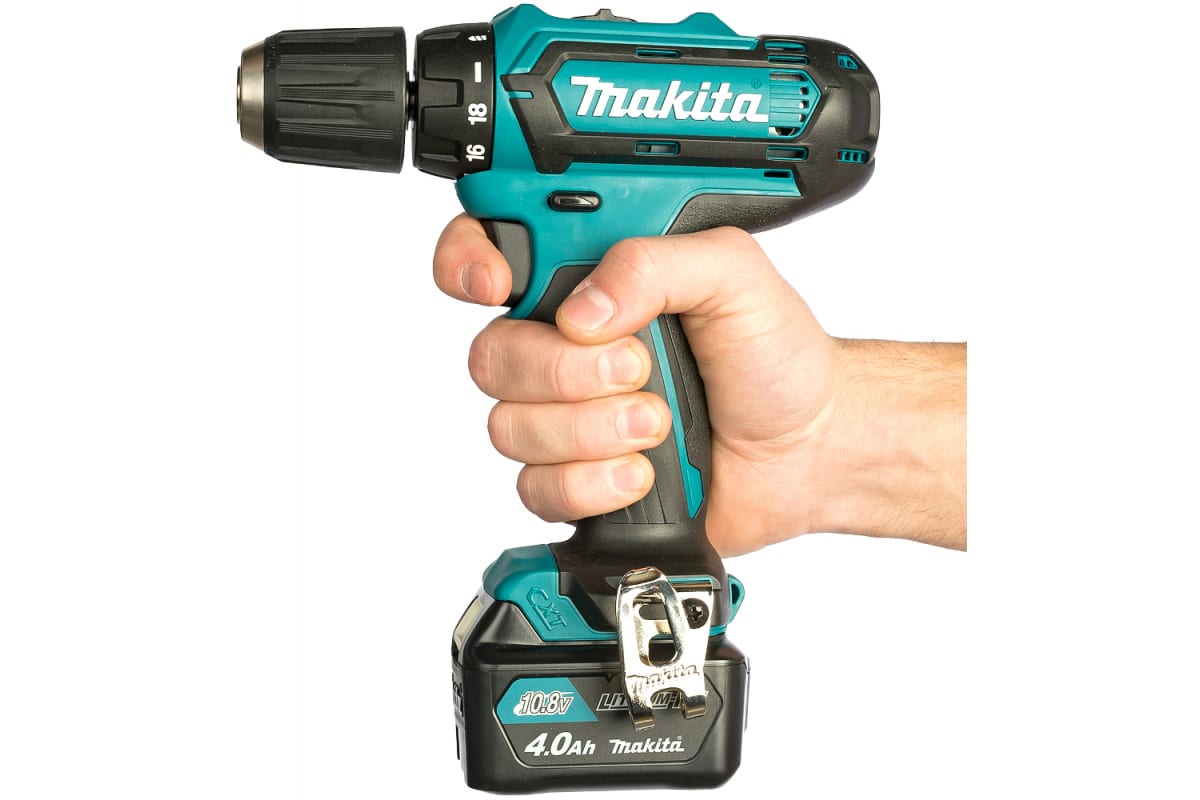 Аккумуляторная дрель-шуруповерт CXT 12 В Makita DF331DWME