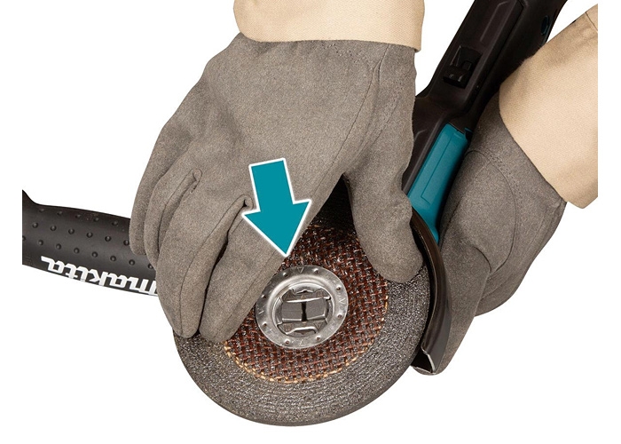 Аккумуляторная угловая шлифовальная машина Makita DGA469Z